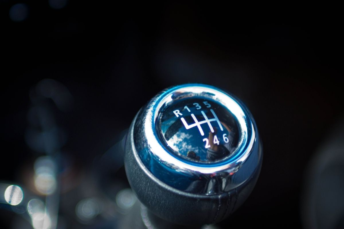 Can A Gear Knob Fit Any Car?